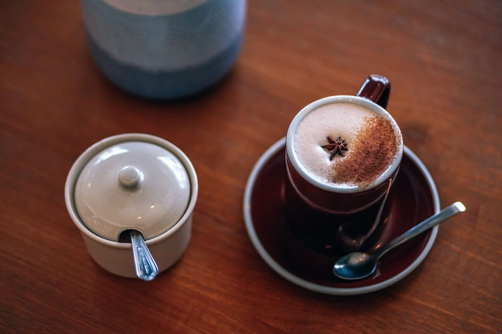 A spiced coffee latte
