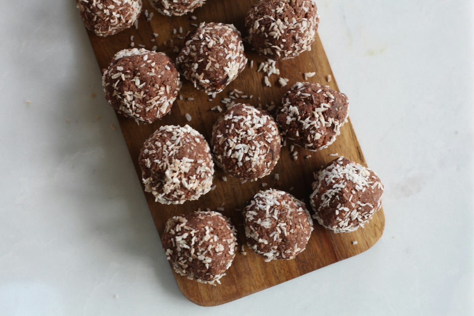 Raw vegan bliss ball treats
