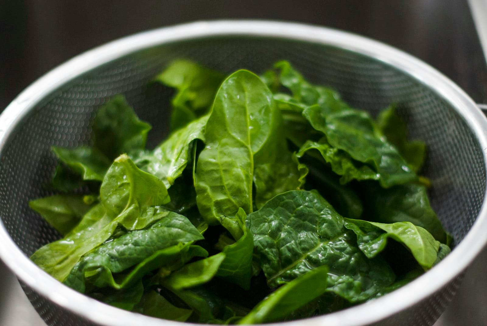 Lentils and spinach, iron-rich foods