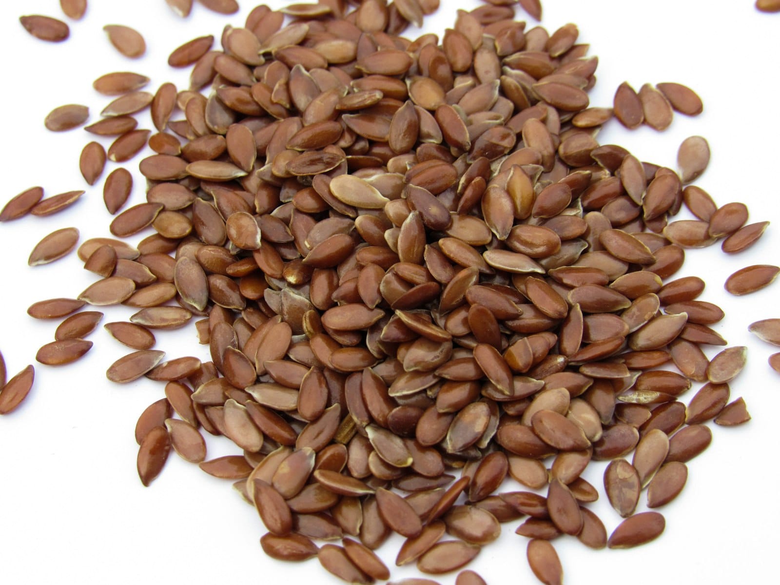 A bowl of flaxseeds