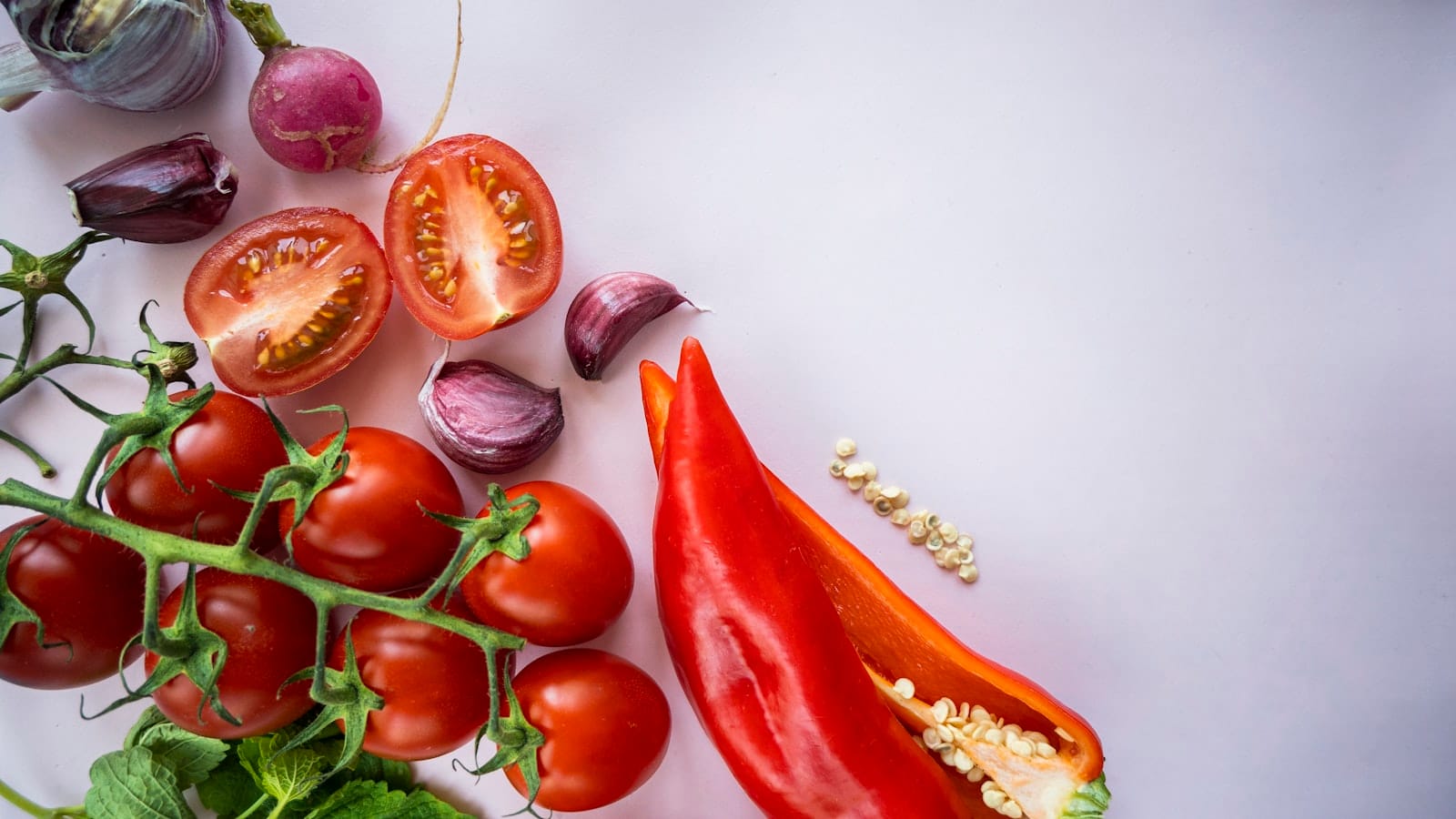 Fresh vegetable pizza toppings