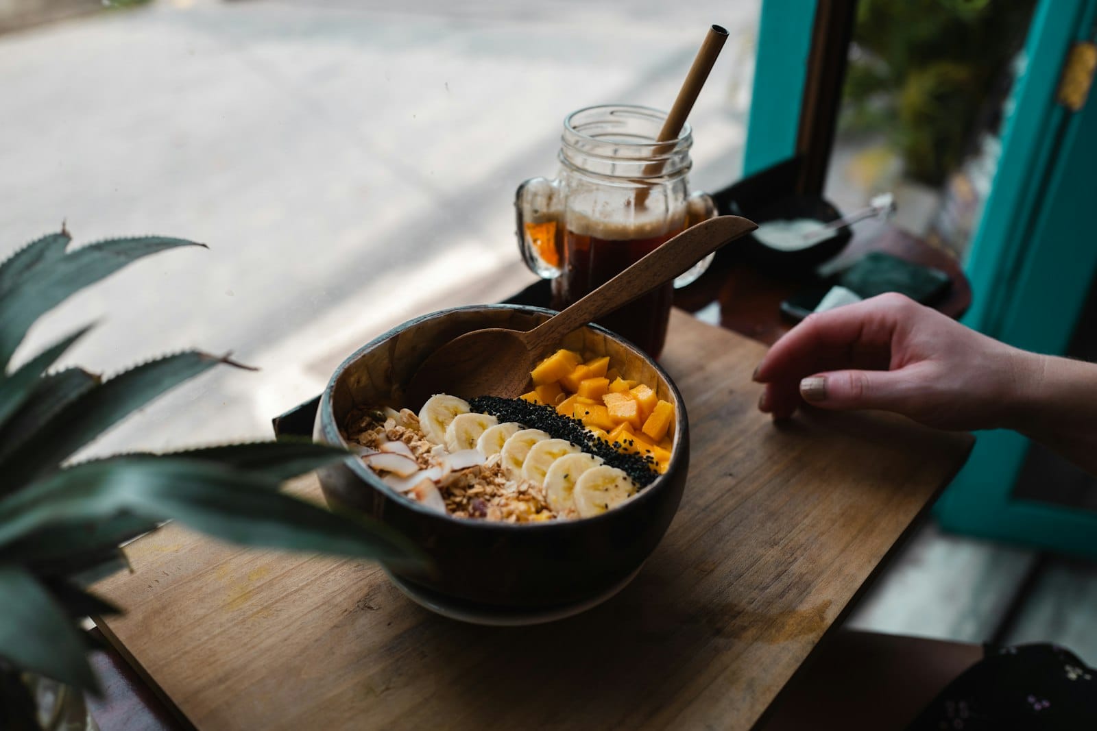 A tropical mango smoothie bowl